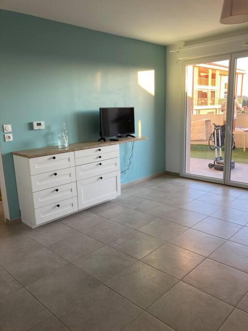 Appartement RDC avec parking privé La Fare-les-Oliviers Esterno foto